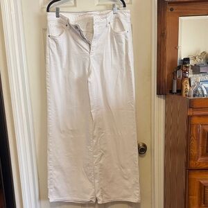 Chico's Off-White Wide Leg Jeans